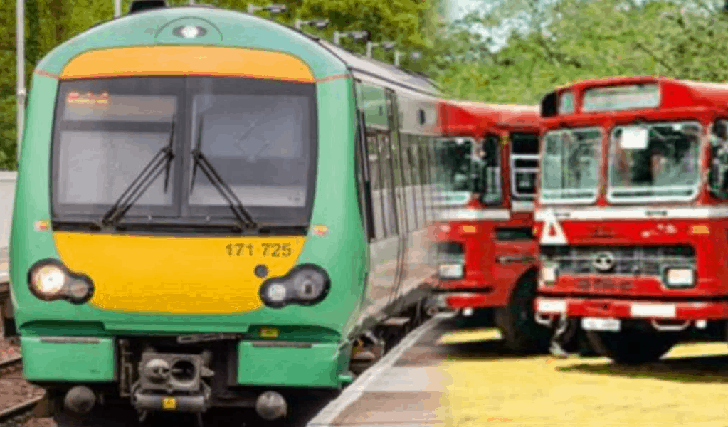 பொதுப் போக்குவரத்து சேவைகளில் இன்றும் கிருமி ஒழிப்பு செயற்பாடுகள் 5