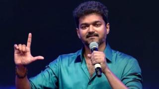 விஜய் படங்கள் தமிழ்நாட்டில் அரசியல் பிரச்சனைகளில் சிக்குவது ஏன்? 1