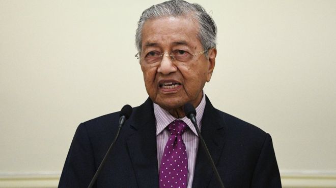 கொரோனா வைரஸ்: “பயங்கர பேரழிவை எதிர்கொண்டுள்ளோம்” - எச்சரிக்கும் மகாதீர் Corona Malaysia Update 4