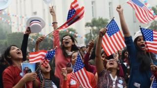 அமெரிக்காவில் நிரந்தரமாக குடியேற யாருக்கு எவ்வளவு வாய்ப்பு? 23