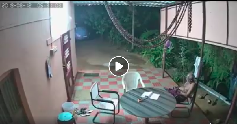 திருநெல்வேலியில் முகமூடி கொள்ளையர்களை விரட்டியடித்த முதியவர்கள் - பதற வைக்கும் சிசிடிவி காட்சிகள் 1