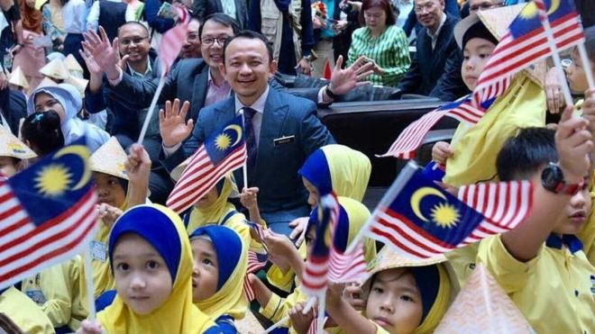 'ராட்சசி' படத்தை மாணவர்களும் ஆசிரியர்களும் பார்க்க வேண்டும்: மலேசிய கல்வி அமைச்சர் மஸ்லீ மாலிக் 10