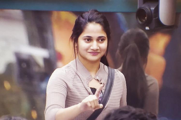 அழகிய தேவதையாக மாறிய இலங்கை பெண்! வாயடைத்து போன ரசிகர்கள்? எப்படி இருக்கின்றார் தெரியுமா? 6
