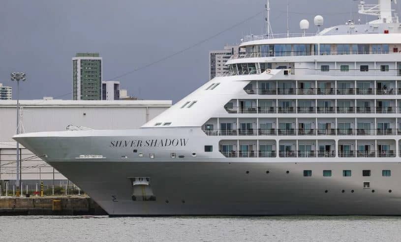 தனிமைப்படுத்தப்பட்ட மேலும் ஒரு கப்பல் ; 609 பேர் நிர்க்கதி! 9