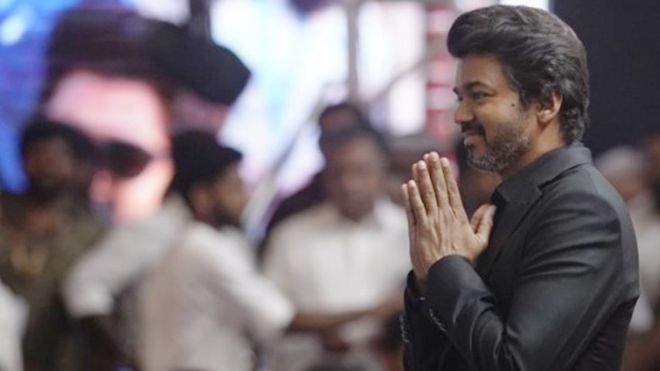 நடிகர் விஜய்: "சட்டத்தை உருவாக்கிவிட்டு அதற்குள் மக்களை அடைக்கக் கூடாது" 16