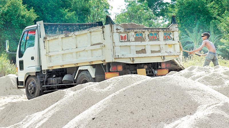 மணல் விநியோக அனுமதிப் பத்திரம் குறித்து புதிய சட்டம் 10